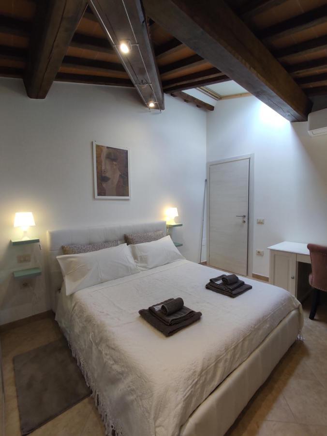 Country Chic Pistoia-Casa In Campagna Giardino, Parking Exterior photo