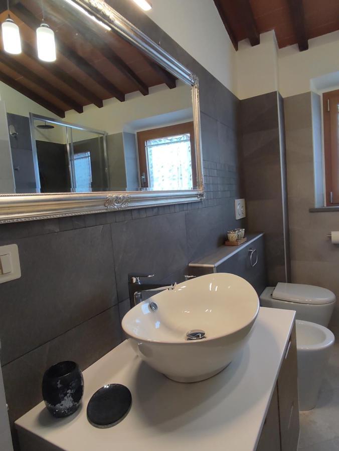 Country Chic Pistoia-Casa In Campagna Giardino, Parking Exterior photo