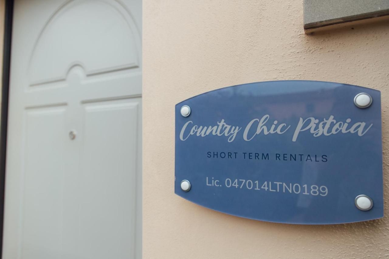 Country Chic Pistoia-Casa In Campagna Giardino, Parking Exterior photo
